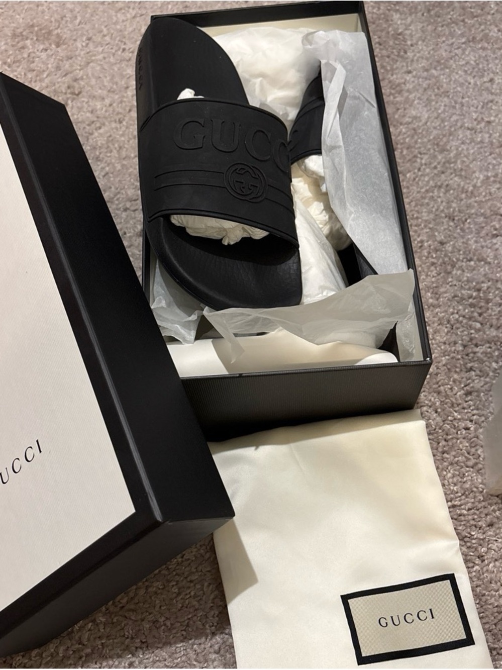 Gucci Black Logo Rubber Slide Sandals - Picture 1 of 8